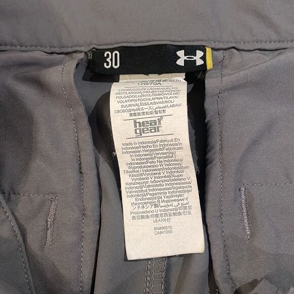 Under Armour heatgear shorts SZ 30 - Picture 5 of 6